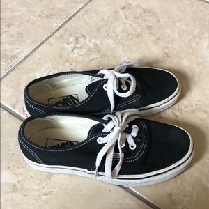 🚨MAKE OFFER🚨 Vans Authentic Style